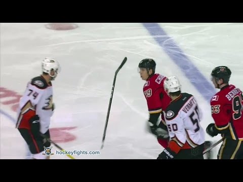 Joseph Cramarossa vs Alex Chiasson