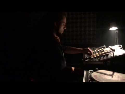 Kingstep Sound & Mbegu Messenjah - Dub & Leggo Violence (xl version) @ 0445 ‘jamrock Leuven 131119