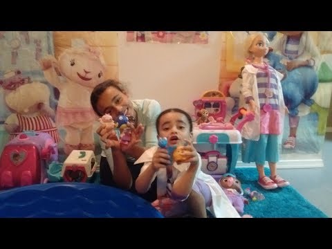 Doc McStuffins Bath Squirters Collection !!!