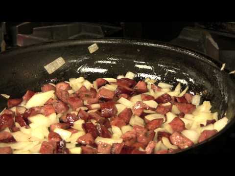 download lagu mp3 mp4 Sausage And Sauerkraut And Potatoes, download lagu Sausage And Sauerkraut And Potatoes gratis, unduh video klip Sausage And Sauerkraut And Potatoes