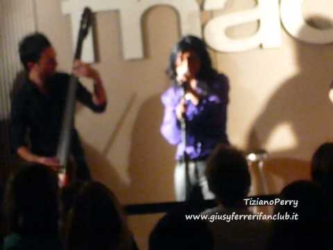 Giusy Ferreri - Piccolo Villaggio