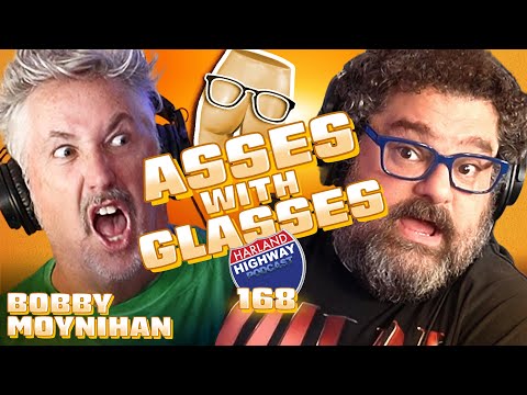 BOBBY MOYNIHAN won't wear glasses in the same room as Harland, while wearing glasses!!!!