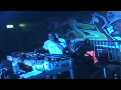 EL DA SENSEI "CROWD PLEASA" OFFICIAL VIDEO   PRODUCED BY ILLMIND