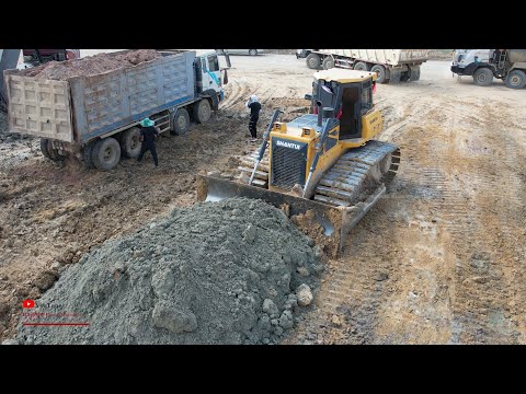 Features operator extreme control biggest dozer plowing with shantui brand and komatsu