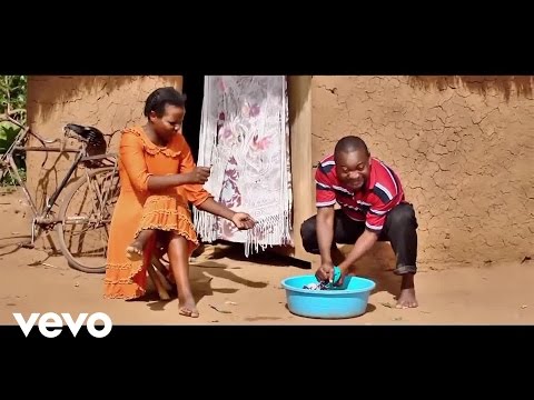 LILY KADIMA - AKULOGA