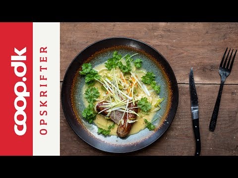 Medisterpølse i ovn med sovs, spidskål og gulerødder