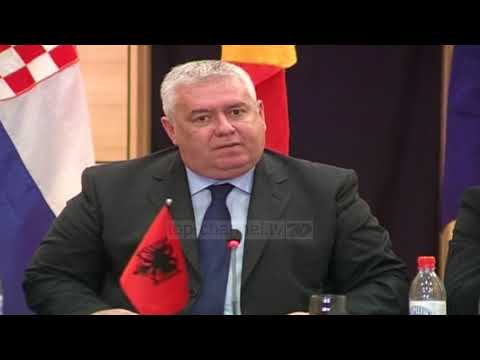 Ndahet nga jeta Luan Hajdaraga - Top Channel Albania - News - Lajme