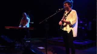 Matt Corby - Kings, Queens, Beggars And Thieves (live @ Santiago Alquimista)