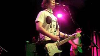 Ida Maria - Queen Of The World and Louie (The Point, Cardiff 12-11-08)