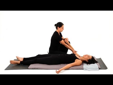 Part of a video titled What Should You Wear? | Shiatsu Massage - YouTube