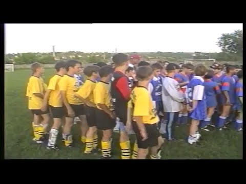 Foci Kupa 1992-ből. A felvételen látható focisták ma 35 év körüliek