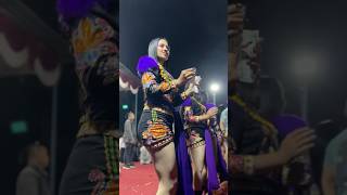 Download lagu Banyak yang suka #dangdut #orkesdangdutjalanan mp3
