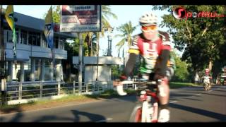 preview picture of video 'Lombok Audax 400 km 2012 - sportku - Pak Emir - Garuda Airlines'