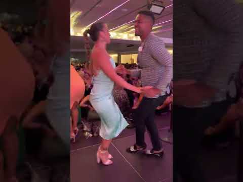 Baile social con elegancia- Junior, Dj york, Marco, Sara y Carolina.