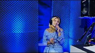 Download lagu Asmara Terpendam - Ayu Soraya | Cover by DIAN AULIA | Kumpulan Cover Lagu mp3