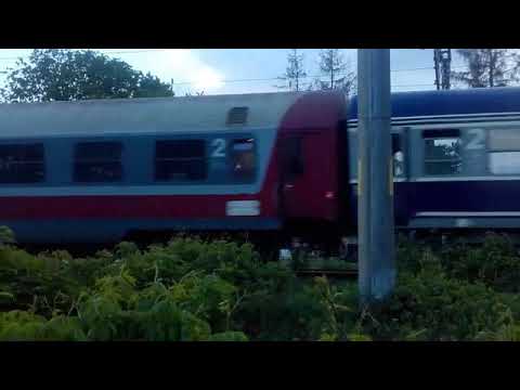 Trenul IR 1837 oprire în gara Dolhasca