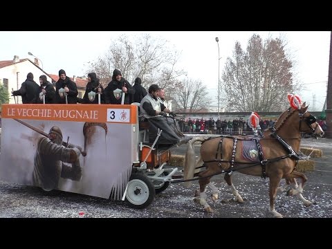 Le Vecchie Mugnaie carro da getto - Carnevale Ivrea 2016