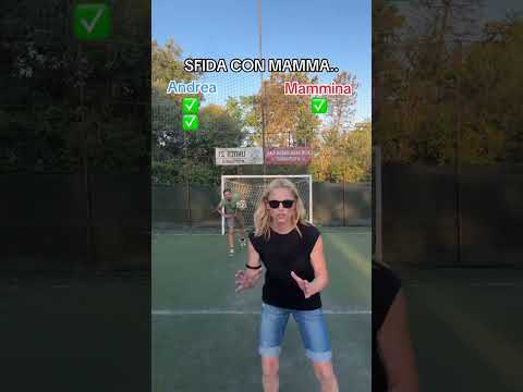 SFIDA CON MAMMA #videodivertenti #viralvideo #calcio