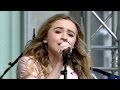 Sabrina Carpenter Performs Can T Blame A Girl For Trying