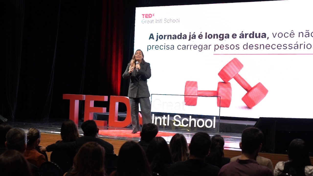 A coragem de não desistir | Flavia Arrais | TEDxGreat Intl School
