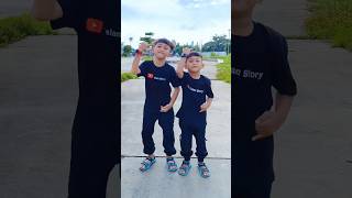 Download lagu Ubur ubur ikan lele kane ya le | kk Visya dd Erlan jadi kane😁 #shorts #fyp #soundviral #viralvideo mp3 Download lagu Ubur ubur ikan lele kane ya le | kk Visya dd Erlan jadi kane😁 #shorts #fyp #soundviral #viralvideo mp3