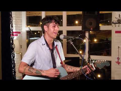 Inamic Gaona rocks the house at a house in Ajijic