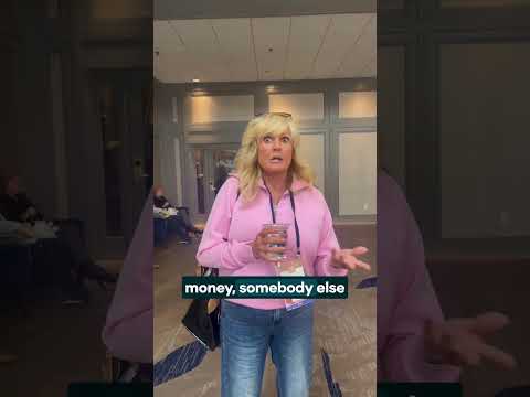 Max Retail reviews video from a seller