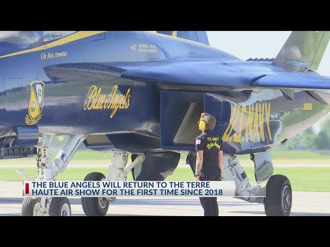 Meet the pilots and crew for the U.S. Navy Blue Angels