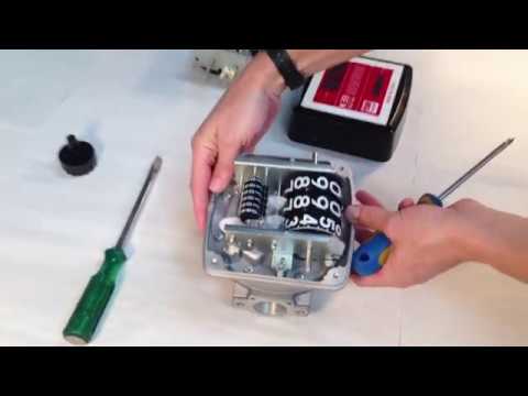 How to replace the counter assembly on the Piusi K44 flow meter