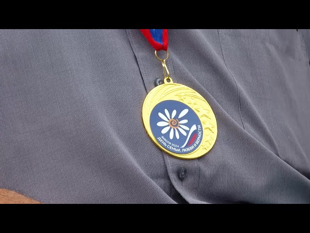 В кругу родных людей