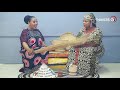 WACHAMBUZI WA MAHABA YA PWANI UTAMU MTUPU PWANI MWANAMKE KUINAMA