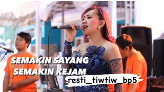 Download lagu SEMAKIN SAYANG SEMAKIN KEJAM - RESTY TIWTIW || live show cikalong mp3