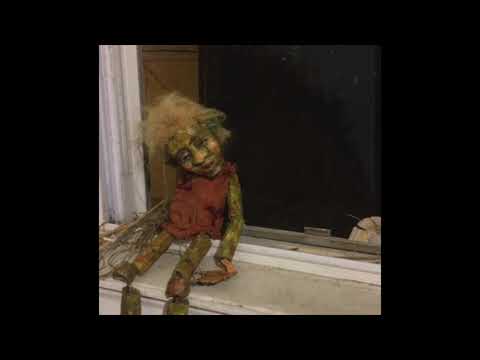 Video thumbnail for Track (Instrumental)