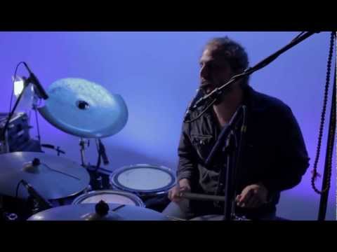 GrooveSession - California Hurricane (Live on The Level)