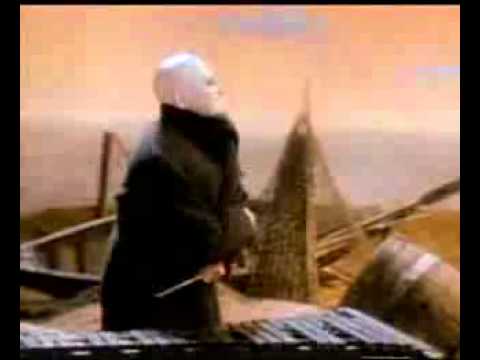 download lagu mp3 mp4 Tambo Ru, download lagu Tambo Ru gratis, unduh video klip Tambo Ru