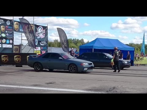 Audi S4 C4 2.2TQ VS Nissan Skyline GT-R R32 drag race