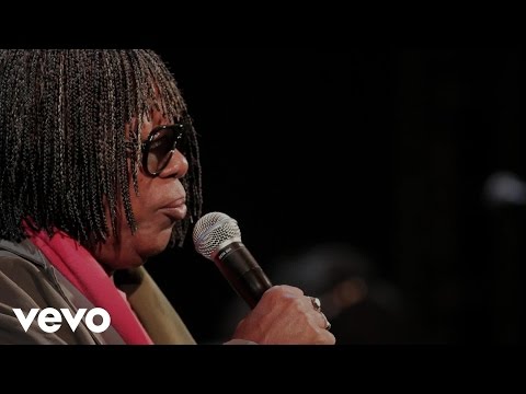 Pra quem aprecia boa música, uma dose de Milton Nascimento