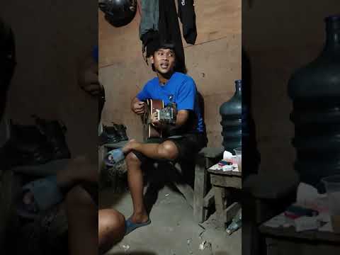 Sada di antara dua.   #SilalahiPunya.             bg.  vev van