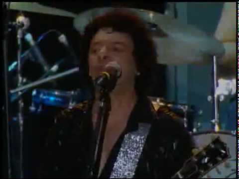 Jimmy Rip & Ratones Paranoicos - El centauro (Vivo. Quilmes Rock 2009).flv