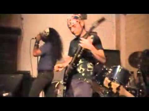 Porko Face - 4/4 = La Cucaracha!!!