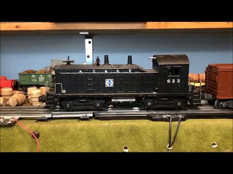 Postwar Lionel 623 AT&SF Switcher