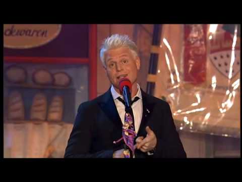 Guido Cantz - Auftritt Karneval Köln 2010 Teil 1