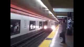 preview picture of video 'BART Train to Daly City at Powell Street Station'