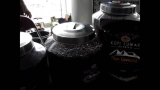 Gelar Baru Dewi Lestari: Pakar Kopi!