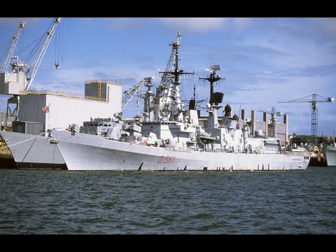 THE FLEET IS IN! WARSHIPS AT DEVONPORT NAVAL BASE IN 1999