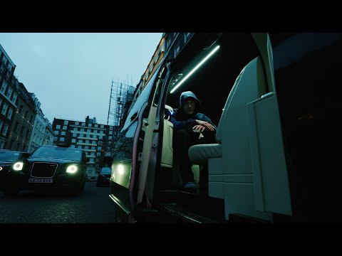 POLSKII - SAMOTNY MILLIONAIRE (MUSIC VIDEO)
