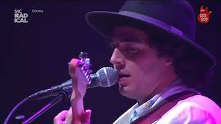 Capitão Fausto ao vivo no Super Bock Super Rock &#39;17