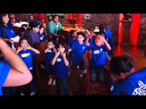 Kamehameha Schools Preschoolers sing a Oli Mahalo after having lunch at Tiki's Grill & Bar.MOV