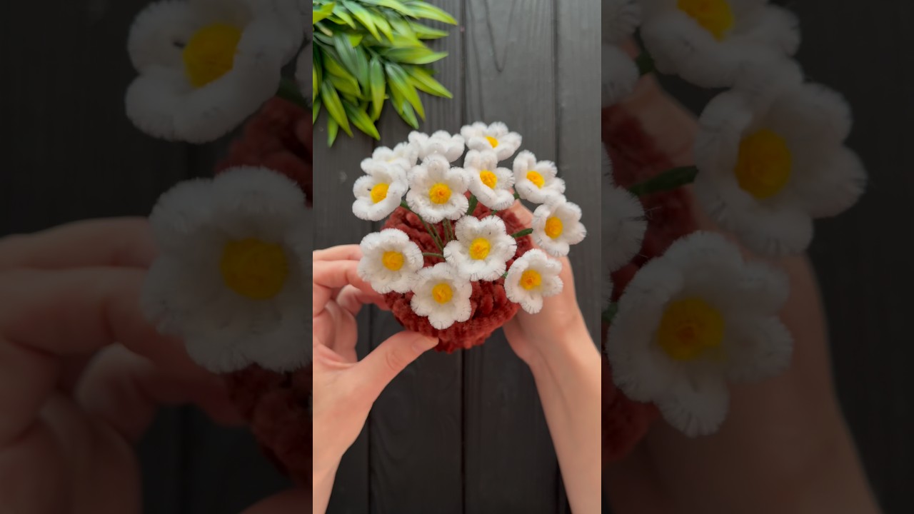 DIY Craft! How to Make Easy Daysi Flower basket from Chenille Wire DIY Pipe Cleaner Crafts
