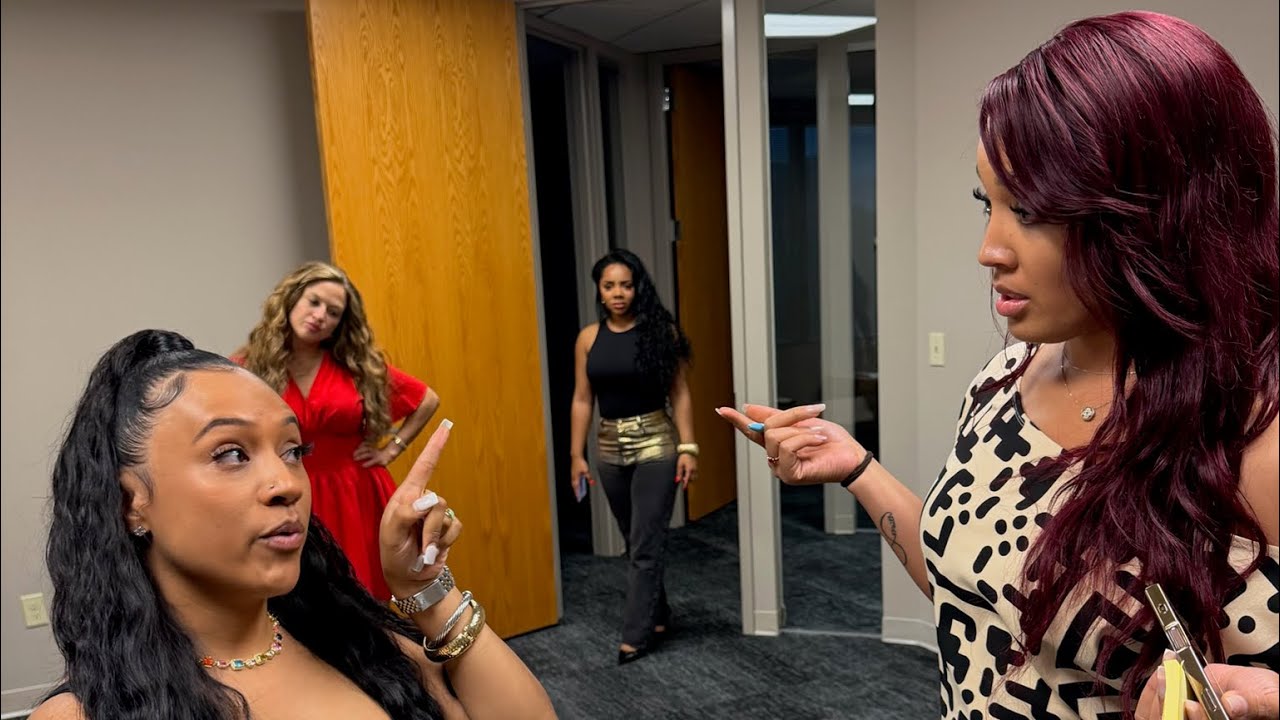 Candace separates Amanda and Rhonda in the podcast room fighting over who been there since day 1